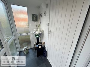 Porch- click for photo gallery